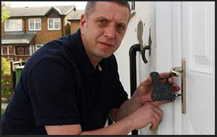Jacksonville Locksmith Service Jacksonville, FL 904-853-7692 - 6-door-repair